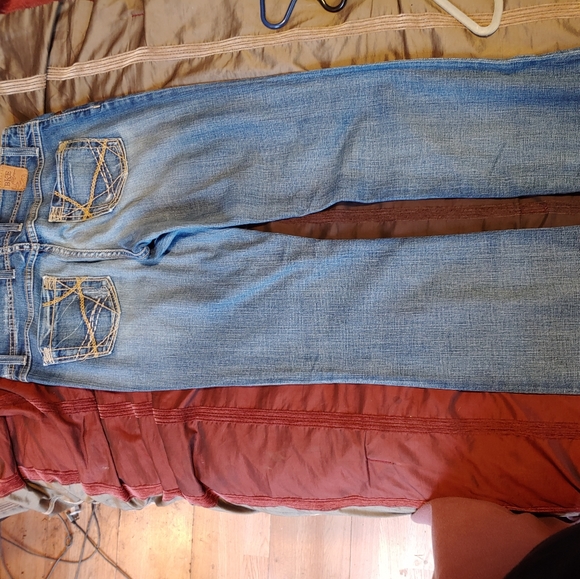 Clearance: BKE size 30x33 1\2 - Picture 6 of 8